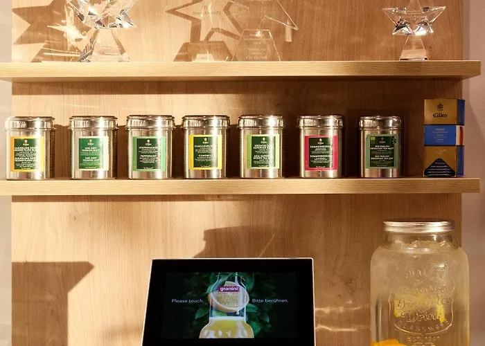 هوليداي إن سيتي إيست سايد 4* برلين