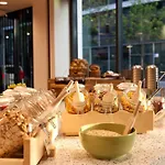 Hotel East Side By Ihg