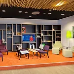 Hotel East Side By Ihg