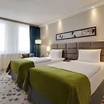Hotel East Side By Ihg Berlin