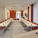 Hotel East Side By Ihg