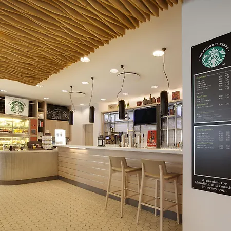 East Side By Ihg Hotel Berlin