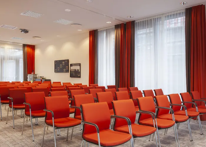 Hotel East Side By Ihg Berlin