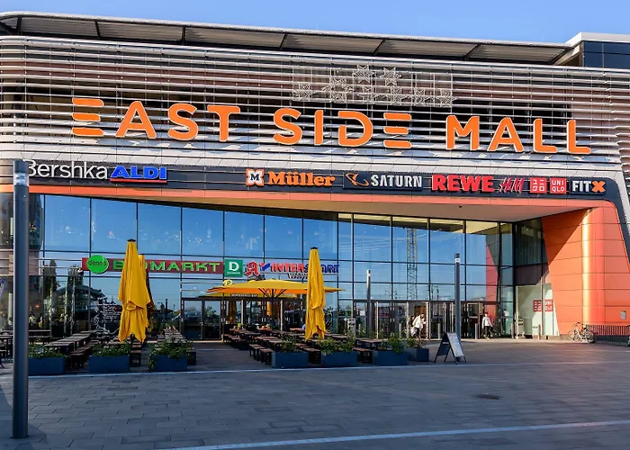 Hotel East Side By Ihg 4*