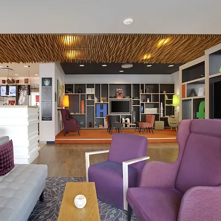 Hotel East Side By Ihg Berlijn