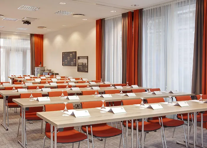 Hotel East Side By Ihg 4*