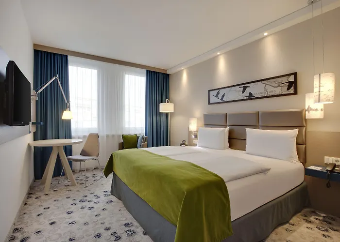 Hotel East Side By Ihg 4*